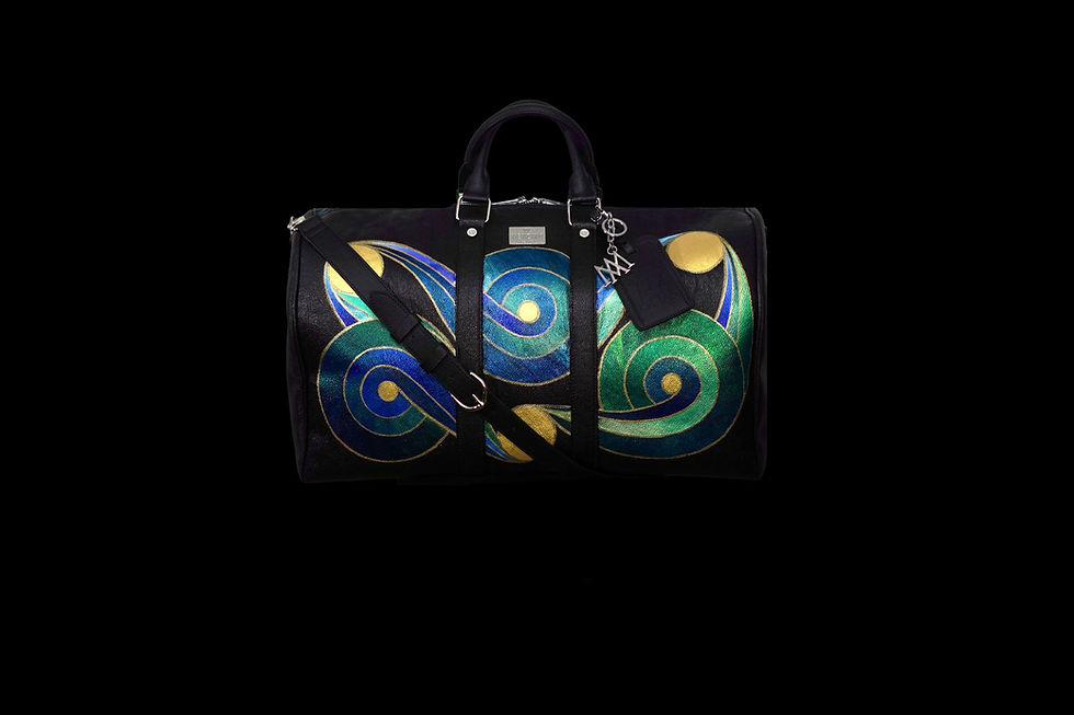 FOR THE BLACK BAG, I EMBRACED MY NEWER, MORE FLUID AND INSTINCTIVE STYLE. THOUGH STILL GROUNDED IN THE LANGUAGE OF MATHEMATIC