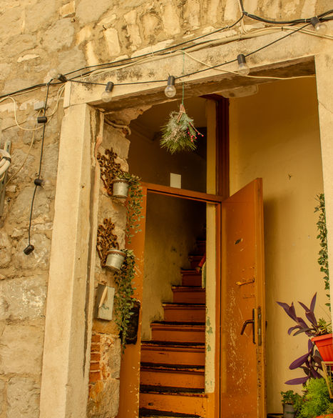 EIN TAG IN SPLIT (9/12)