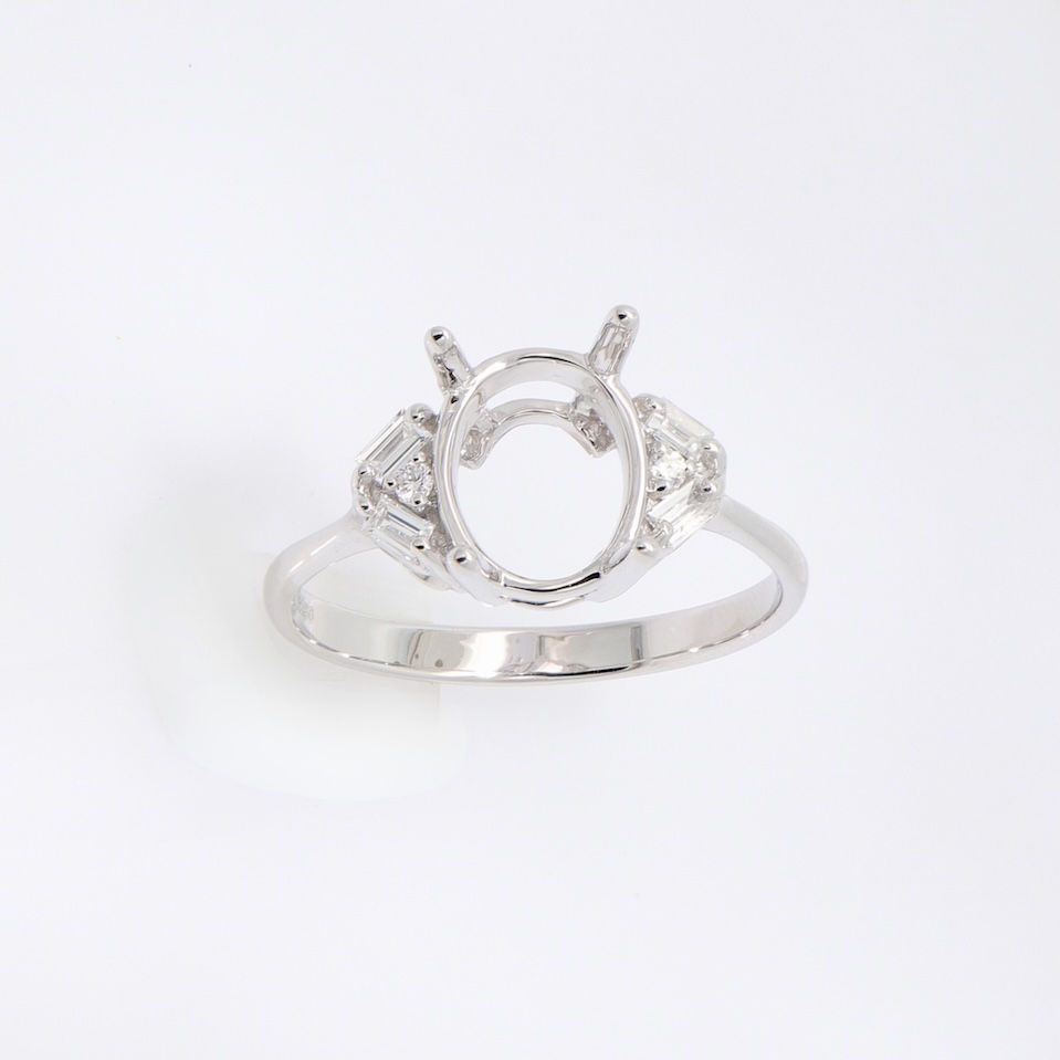 Art Deco fan cluster diamond engagement ring setting with baguette and round diamonds in gold.