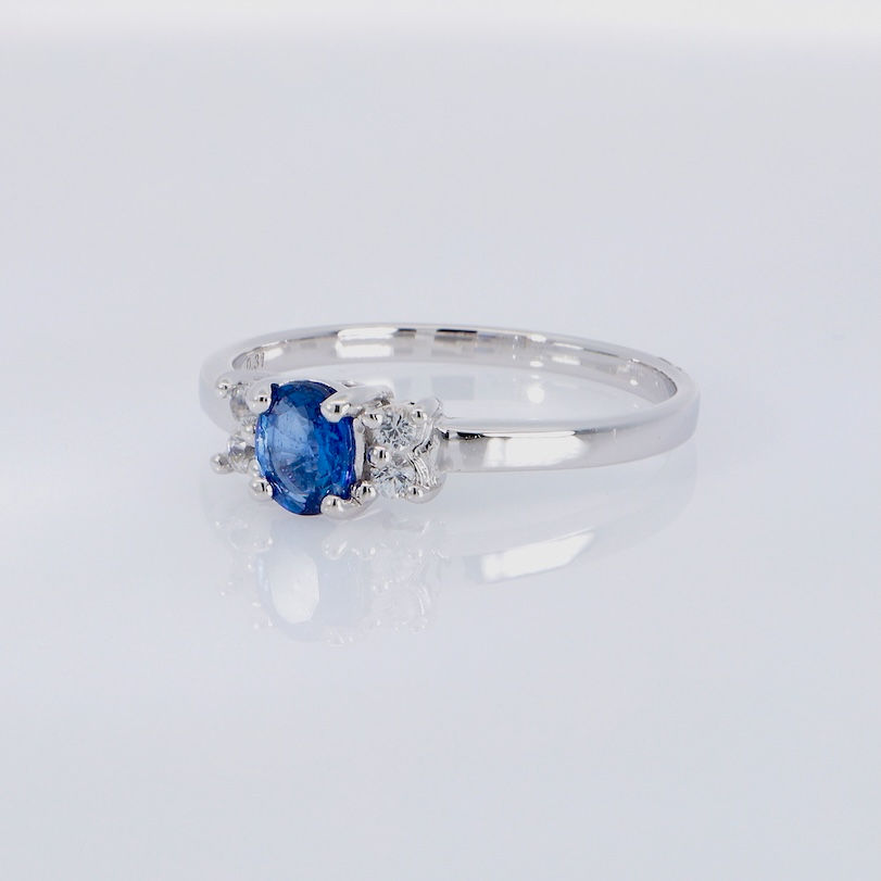 Thumbnail: Oval blue sapphire ring with diamond accents in premium setting