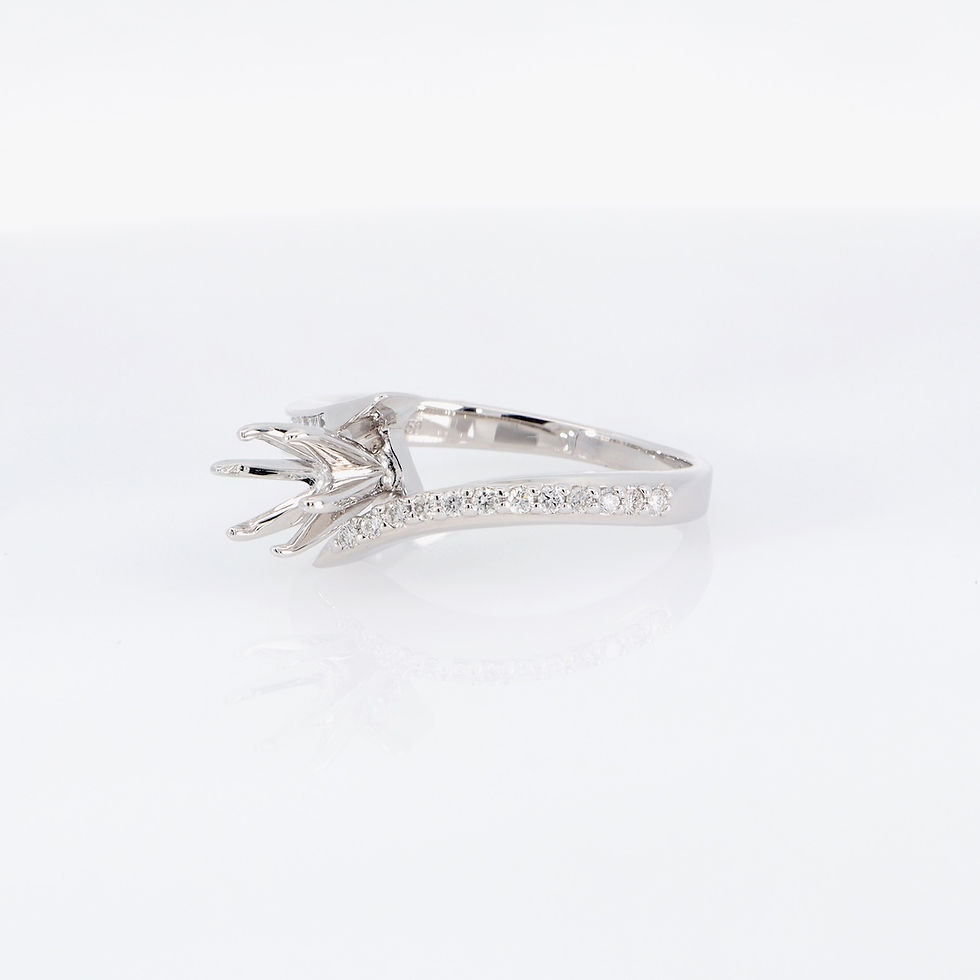 Thumbnail: Luxury asymmetrical solitaire ring with baguette and round diamonds