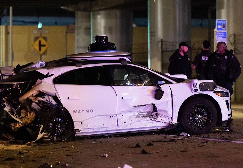 Florida personal injury attorney explains how driverless car crashes are different.