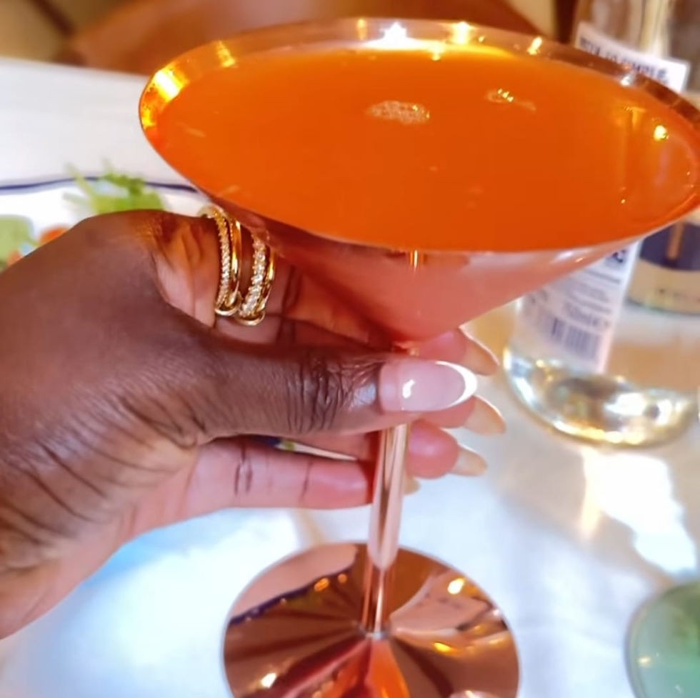 Bottega 35 offers an impressive selection of wines, cocktails, and classic Italian beverages. From aperitivos to signature cocktails like Bottega Fizz, the drinks menu complements the food perfectly. This makes it a top choice for those exploring London restaurants in the City or enjoying a leisurely breakfast at London restaurants that serve more than just the usual morning fare.