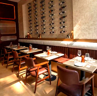 Lygon St  Average Cost   ₹3000 approximately (for two)    Timings  Tuesday-Sunday  12 noon - 11 PM    Lygon St Contact Number    +917607607776    Lygon St Location  Shop 19, Kabra Metro One Building, JP Road, 7 Bungalows, Andheri West, Mumbai    Comment Below👇 & Let Us Know  Your Favorite Restaurant in Mumbai!