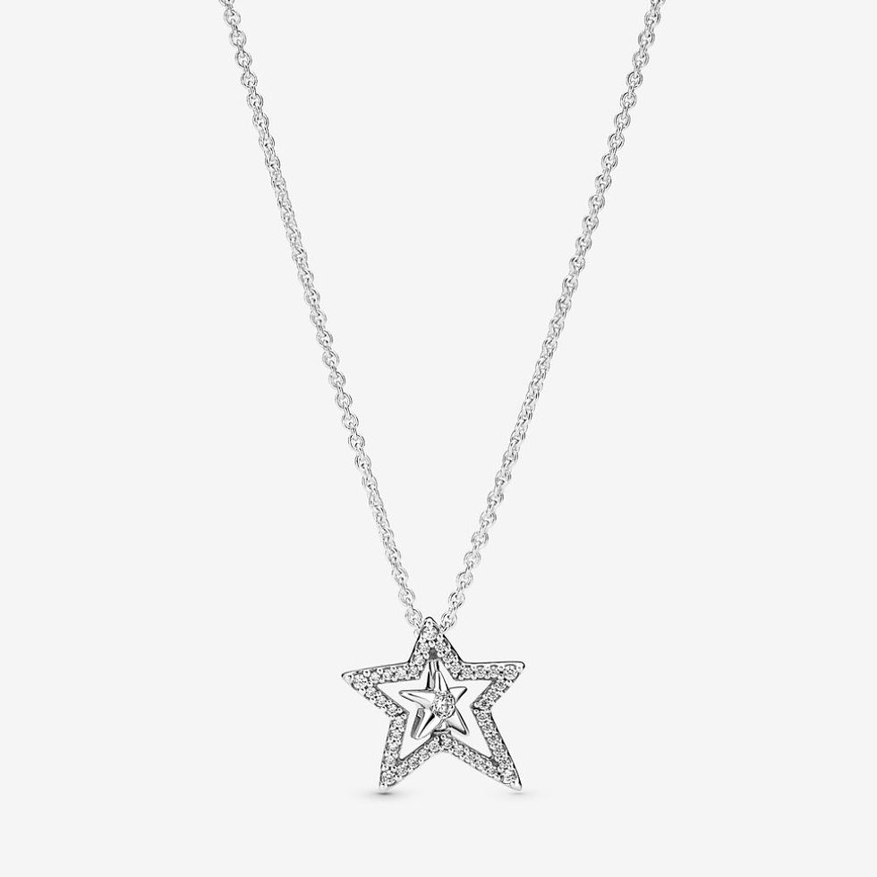 Collana con ciondolo a stella, cristalli scintillanti, gioiello elegante