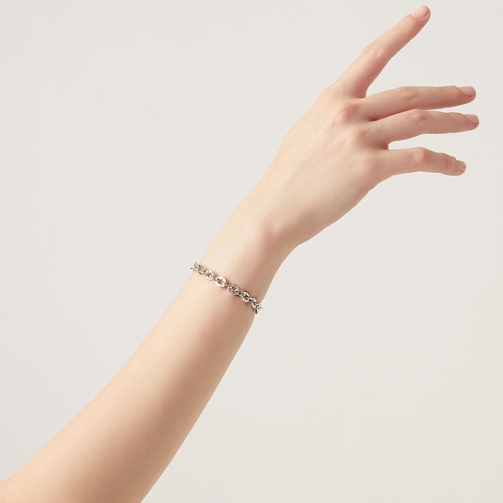Braccialetto Rolò martellato in argento, gioiello elegante