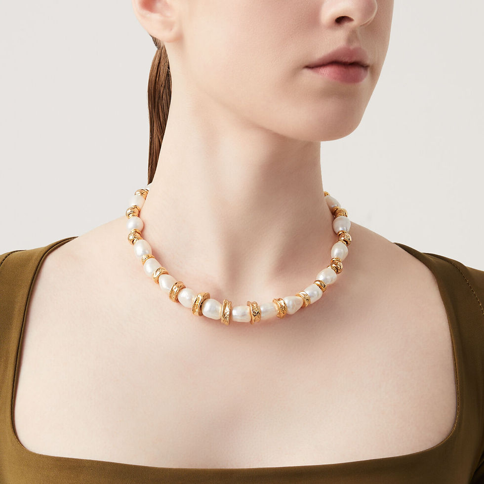 Collana DAFNE: elegante collana di perle e oro