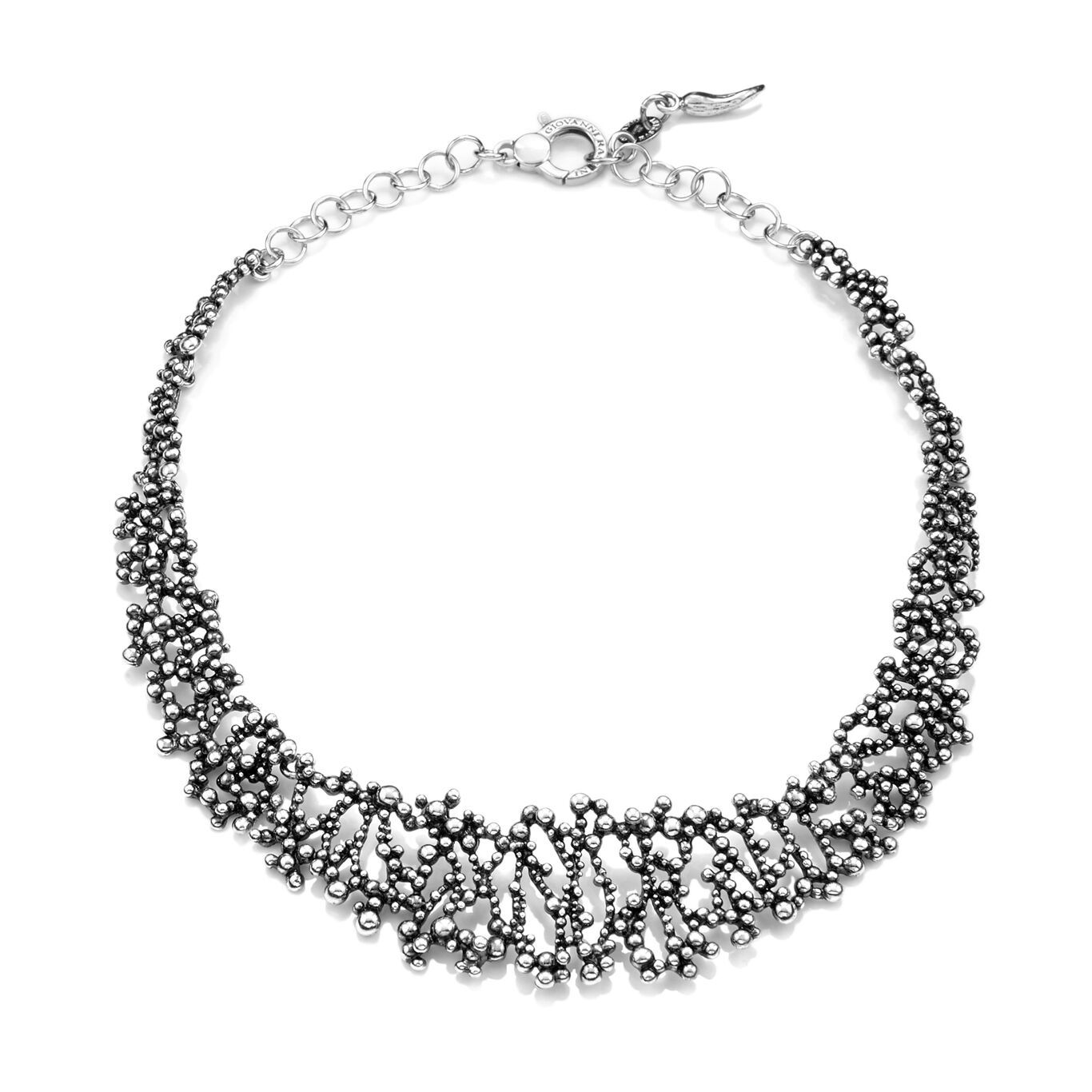 Collana elegante in argento, design floreale
