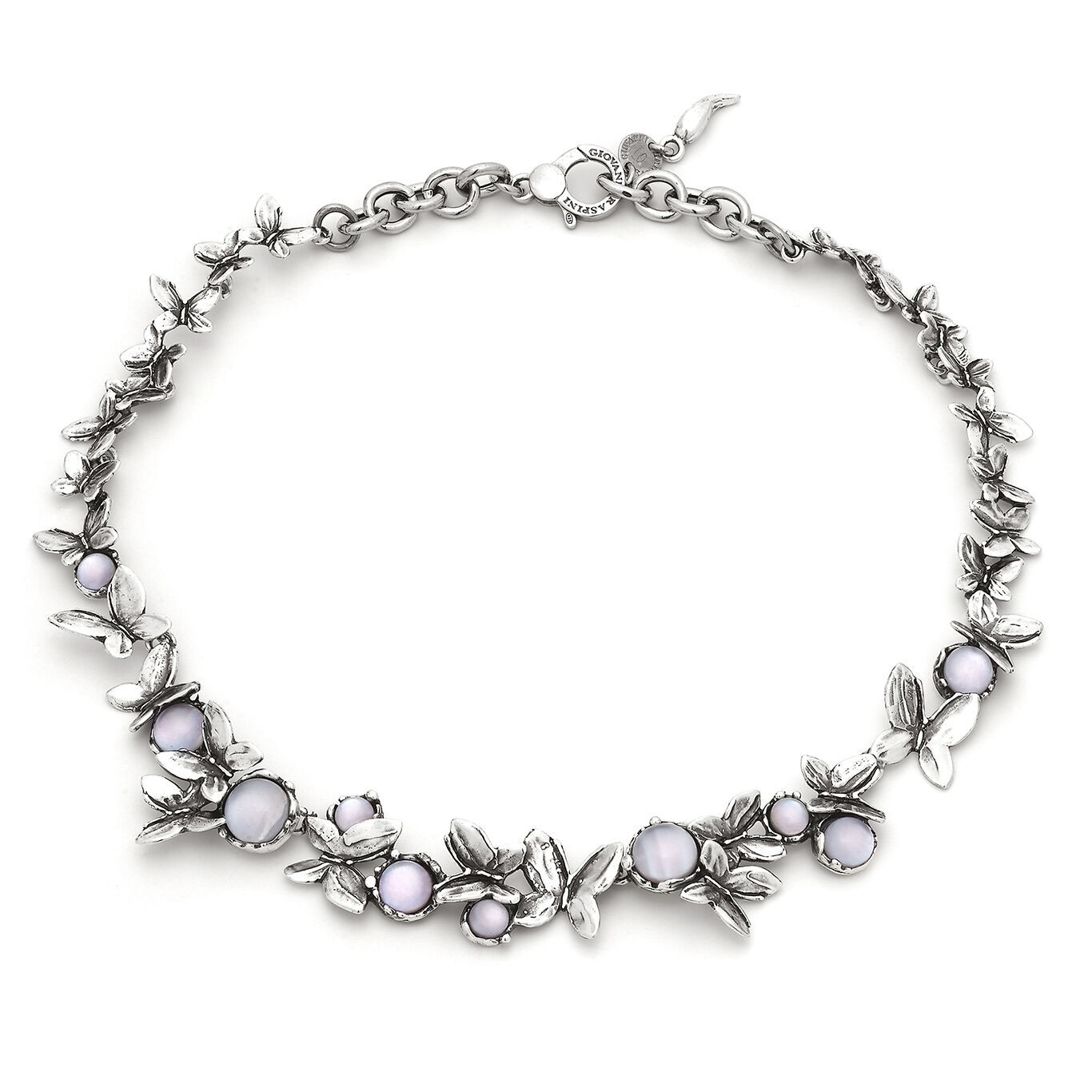 Collana farfalla: elegante ciondolo con perle