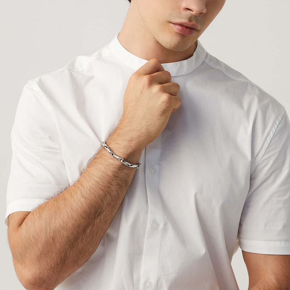 Braccialetto da uomo in metallo, elegante e moderno