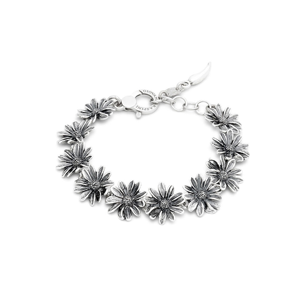 Braccialetto fiori d'argento, dettaglio elegante