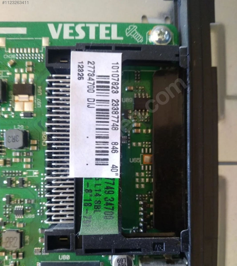 Küçük resim: Vestel 17MB97, 23387748, 23387749, Regal 40R6010F, çok az kullanılmış kırık ekra