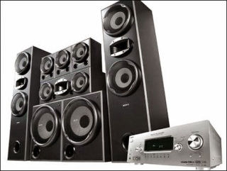 su khac nhau giua loa dat tien va loa re tien