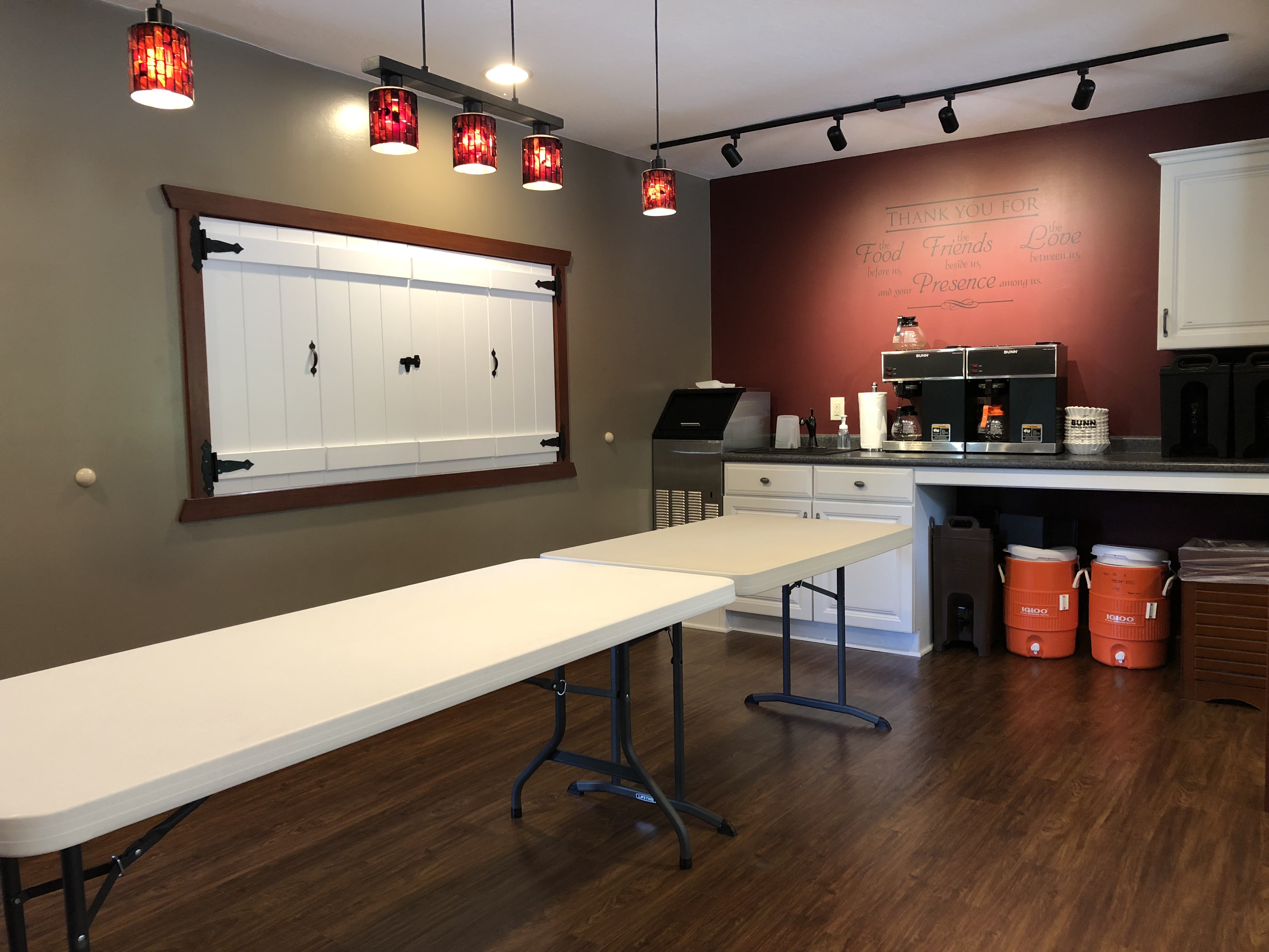 Serving area w/ coffee bar