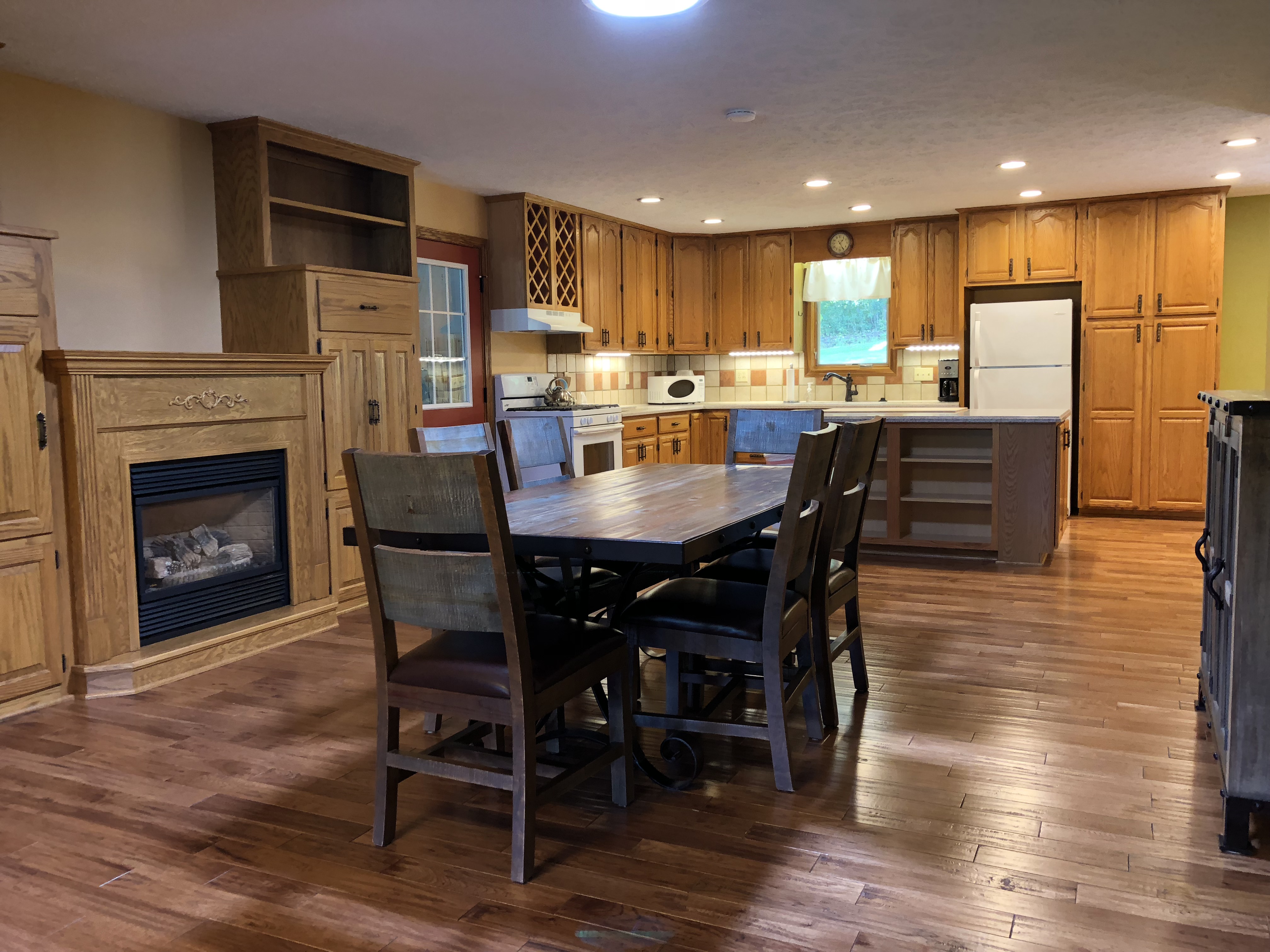 Dining room in house w/ fireplace