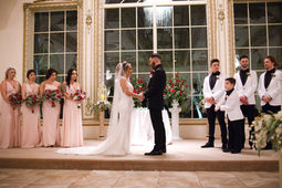 Wedding Photographer north jersey | JMT Photography & Media | bride and groom with bridal party