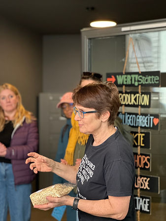 Sonja explaining product.jpg