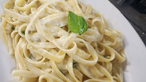 Fettuccine Alfredo