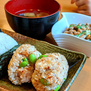 <EDAMAME KOMBU ONIGIRI/RICE BALL>