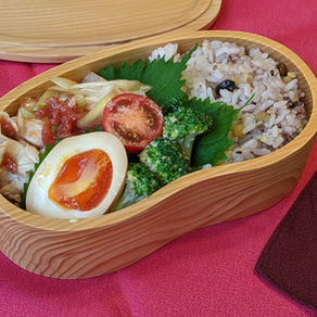 <BROCCOLI WITH JAPANESE SESAME DRESSING>