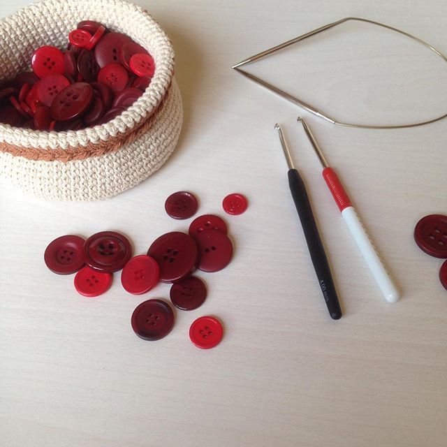 ❤️❤️❤️❤️❤️❤️❤️❤️❤️❤️❤️ #крючок #корзинки #вяжу #вяжукрючком #вязание #красный #вязанныекорзинки #руч