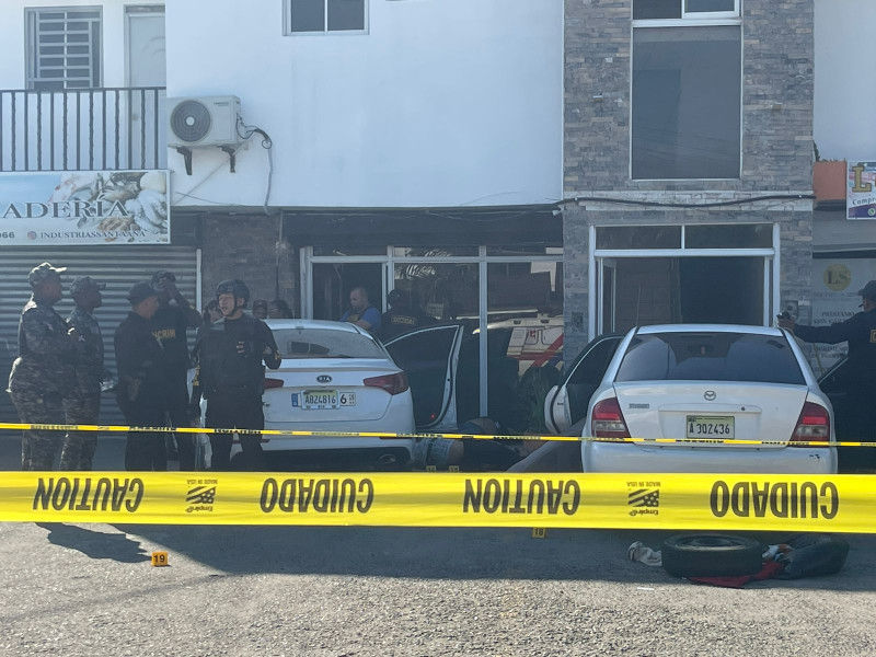 Al lugar se presentaron miembros de la Policía Nacional