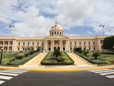 Presidente Abinader se reunirá con expresidentes Mejía, Fernández y Medina este miércoles en el Ministerio de Defensa