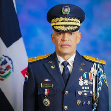 Presidente Luis Abinader designa a Ernesto Rodríguez García como nuevo director de la Policía Nacional