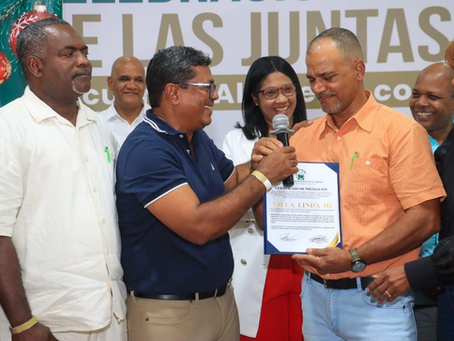 Ayuntamiento de Los Alcarrizos entrega RD$49 millones a sectores ganadores del concurso “Limpia y Brillante Navidad”