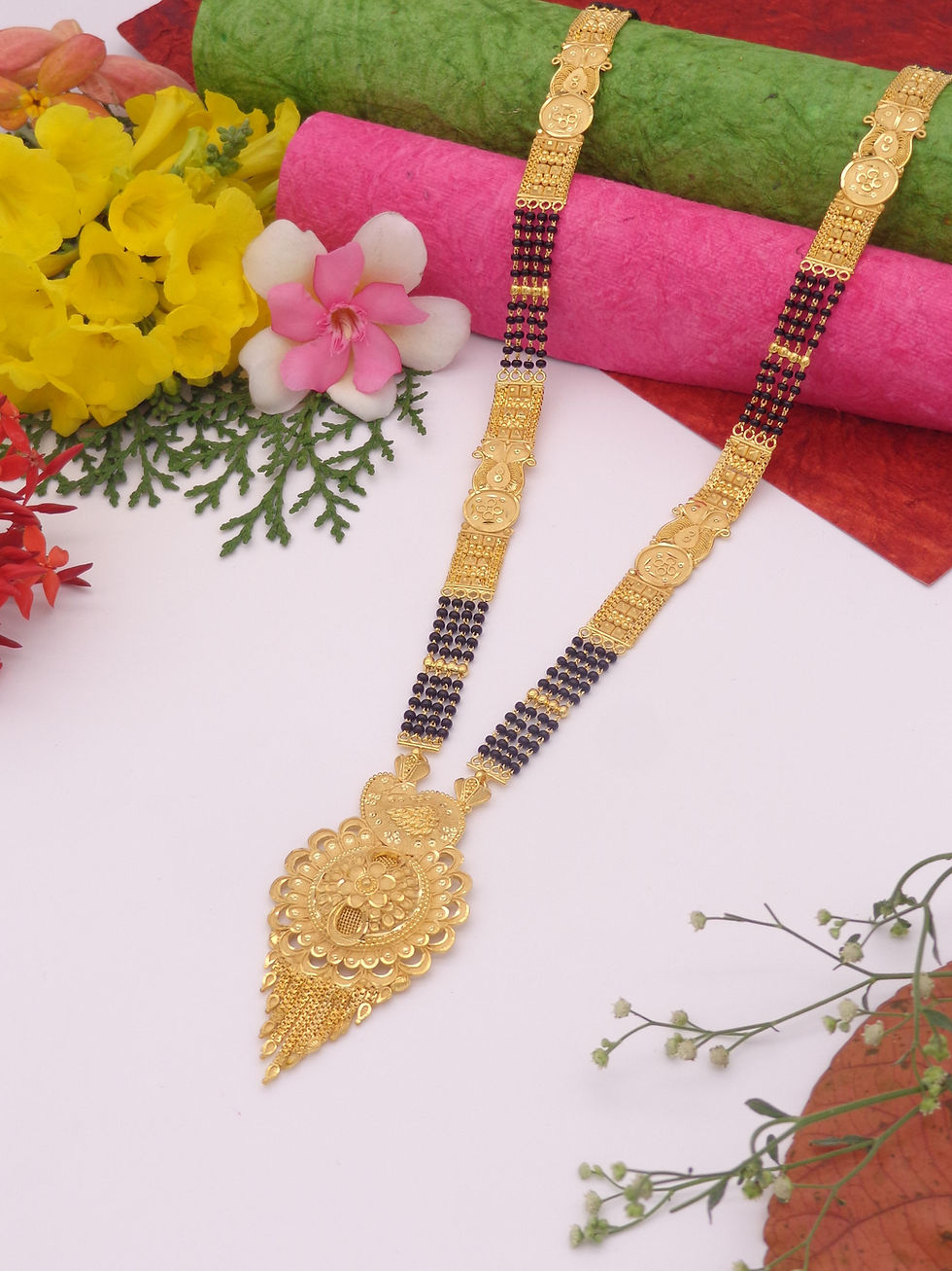 Gold choker necklace set with black beads