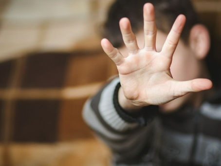 Projeto torna obrigatória presença de psicólogo em oitiva de criança vítima de violência