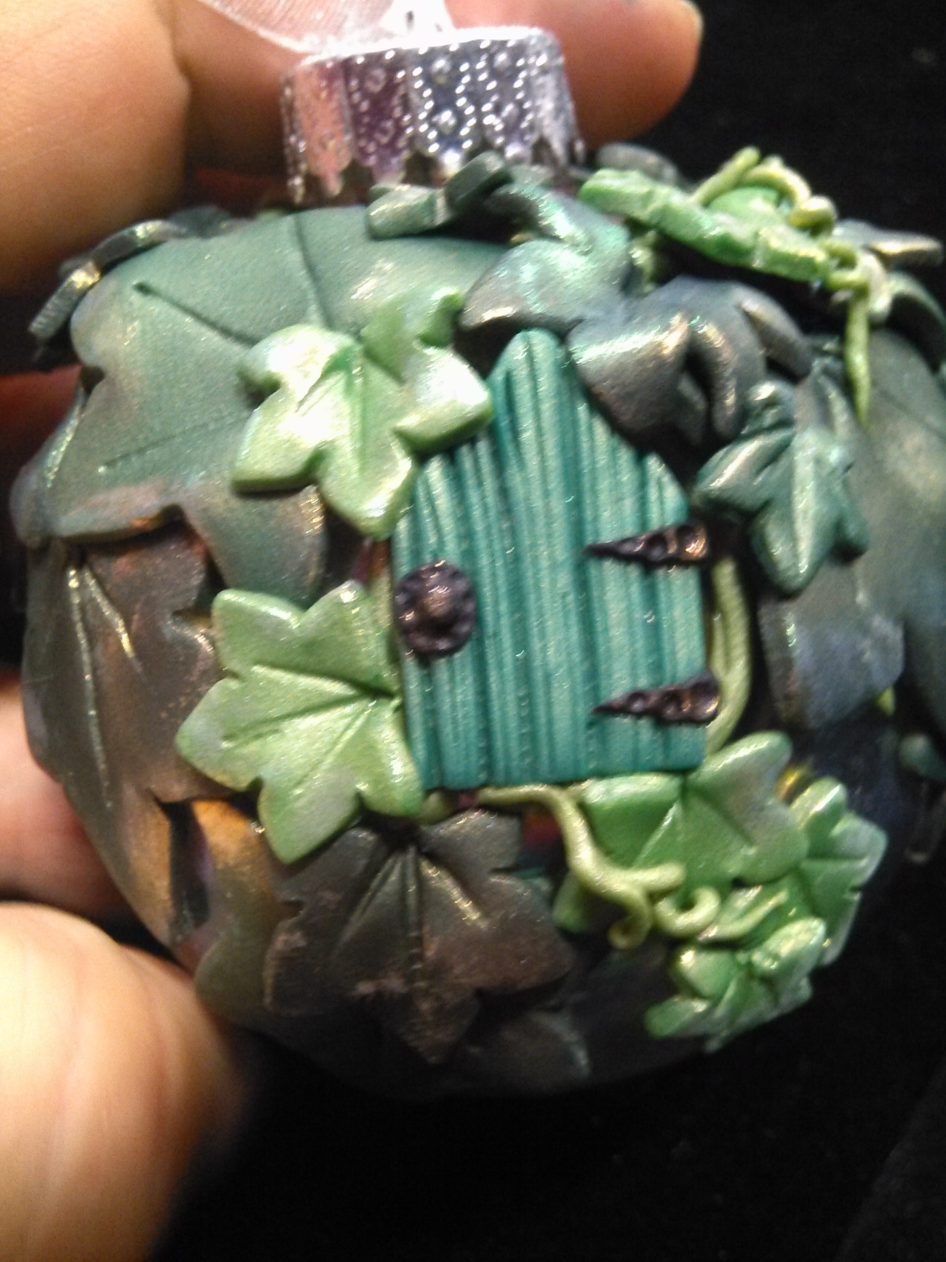 Ivy-Covered Fairy House Bauble.