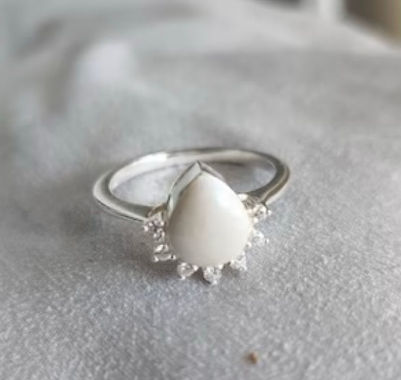 Teardrop Crown Breastmilk Ring, Dainty Pear Ring, 925 silver breastmilk ring