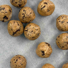 4 Ingredient Cookie Dough Protein Balls