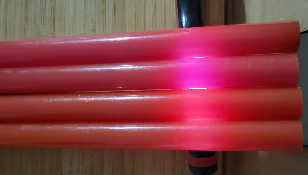 Miniature : AMBROLITE 3 Rods  Orange or Pink (French Catalin/ bakelite)