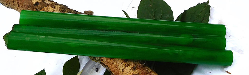 Miniature : AMBROLITE 3 Rods  Green Translucent  (French Catalin/ bakelite)