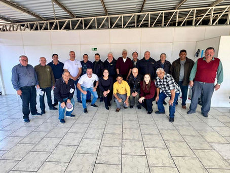 SINDICATO REALIZA CONFRATERNIZAÇÃO COM SÓCIOS APOSENTADOS