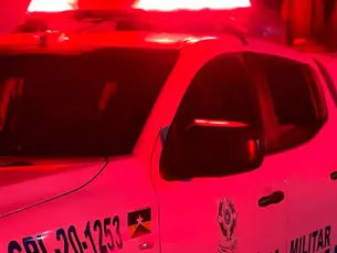 Motociclista ataca idoso com mordidas após colisão entre veículos
