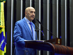 Confúcio Moura se solidariza com ribeirinhos atingidos por enchentes em Porto Velho e cobra ações efetivas