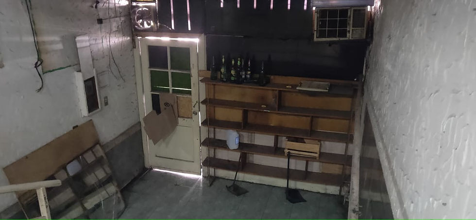 Miniatura: Dieciocho 31, local comercial