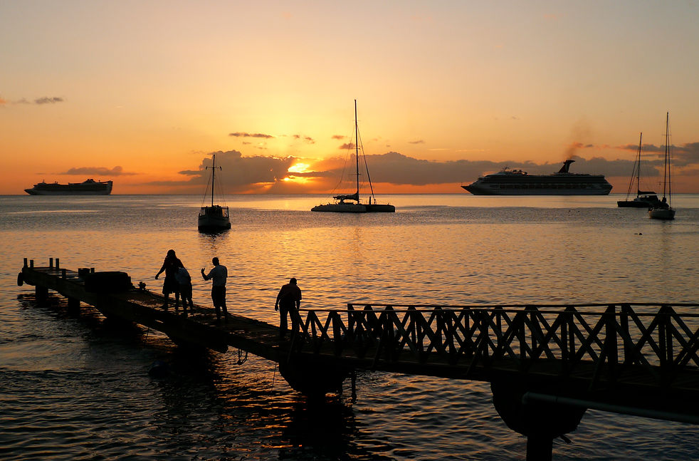 Roseau, on the way from Savanne Paille Holiday Homes, Appartment Rental Dominica