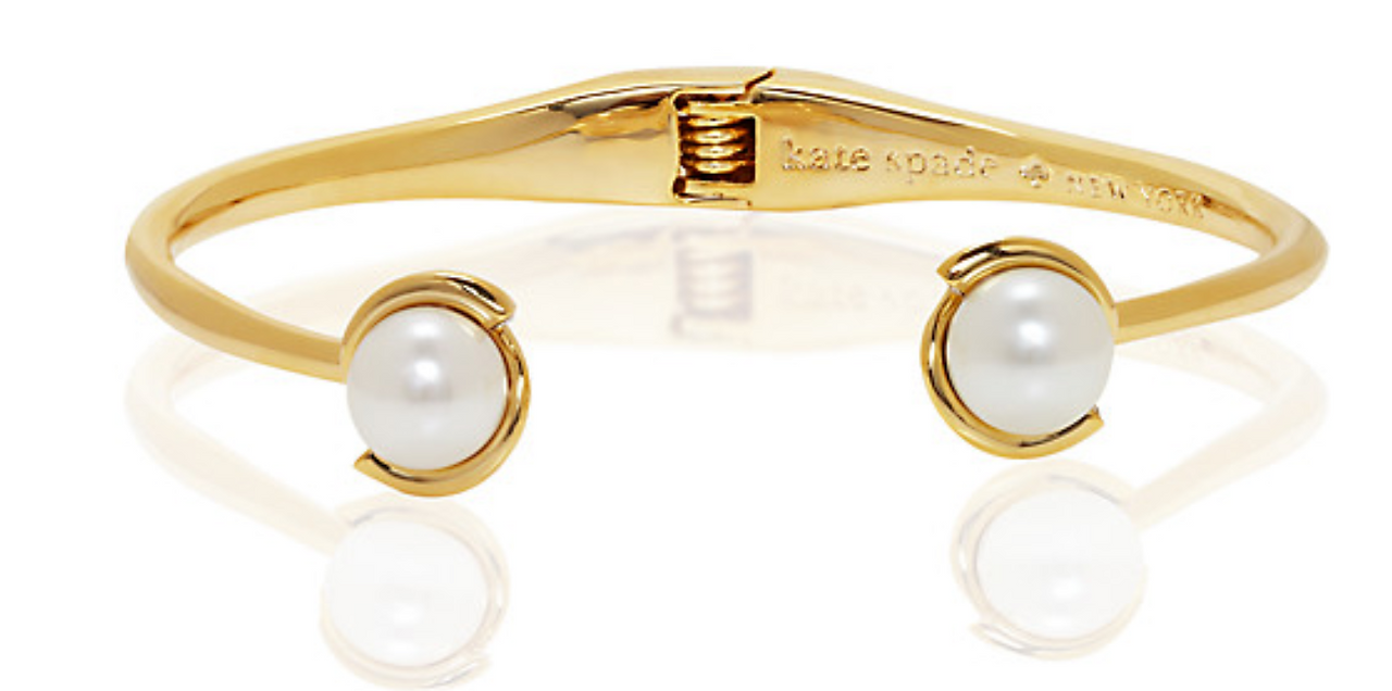 Daisy Sparkles Pearl Cuff