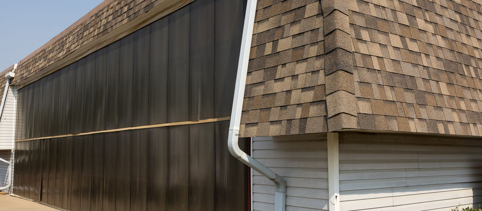 Hangar on home at Van Aire Airport