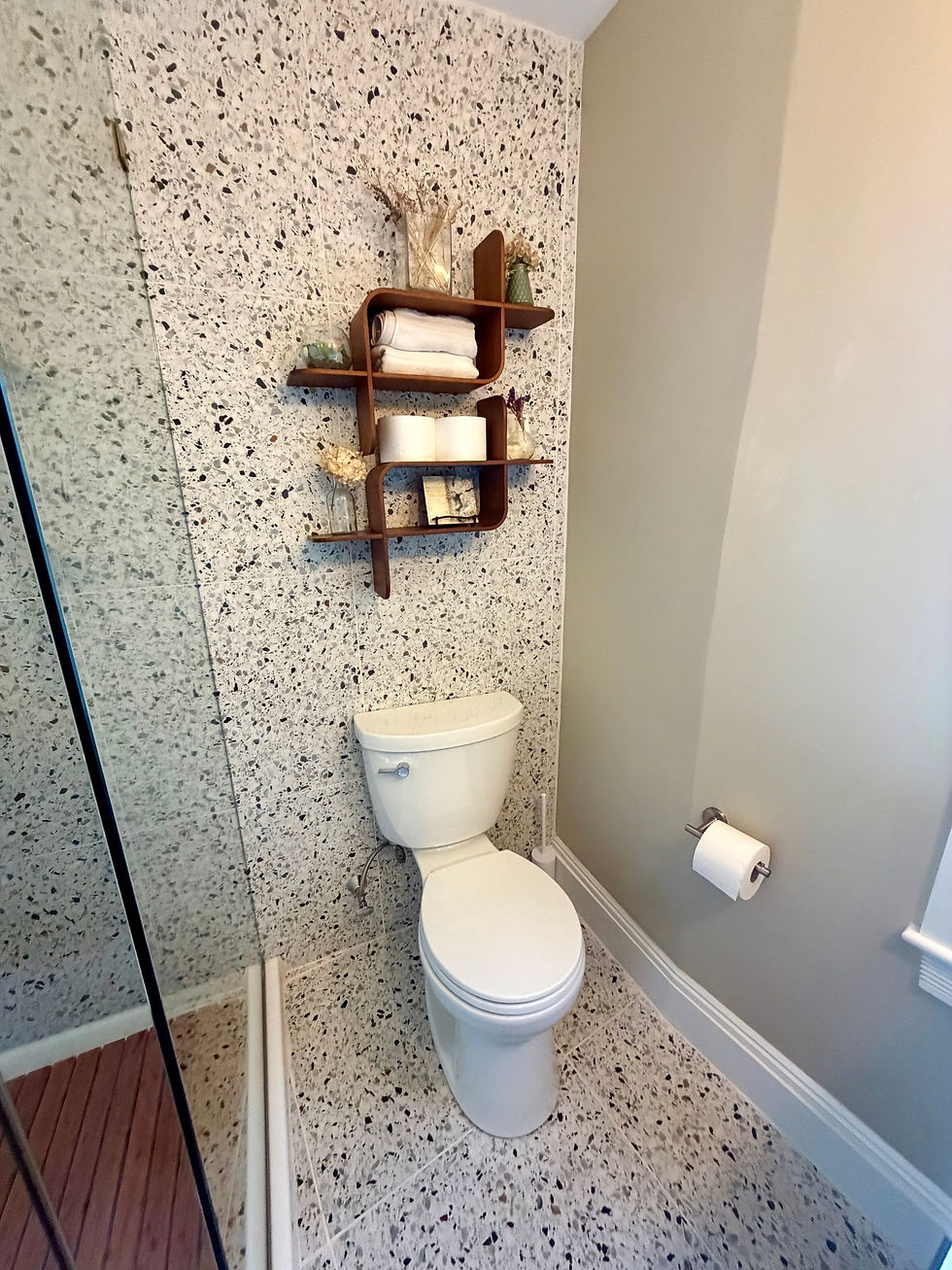 Fun floating shelves