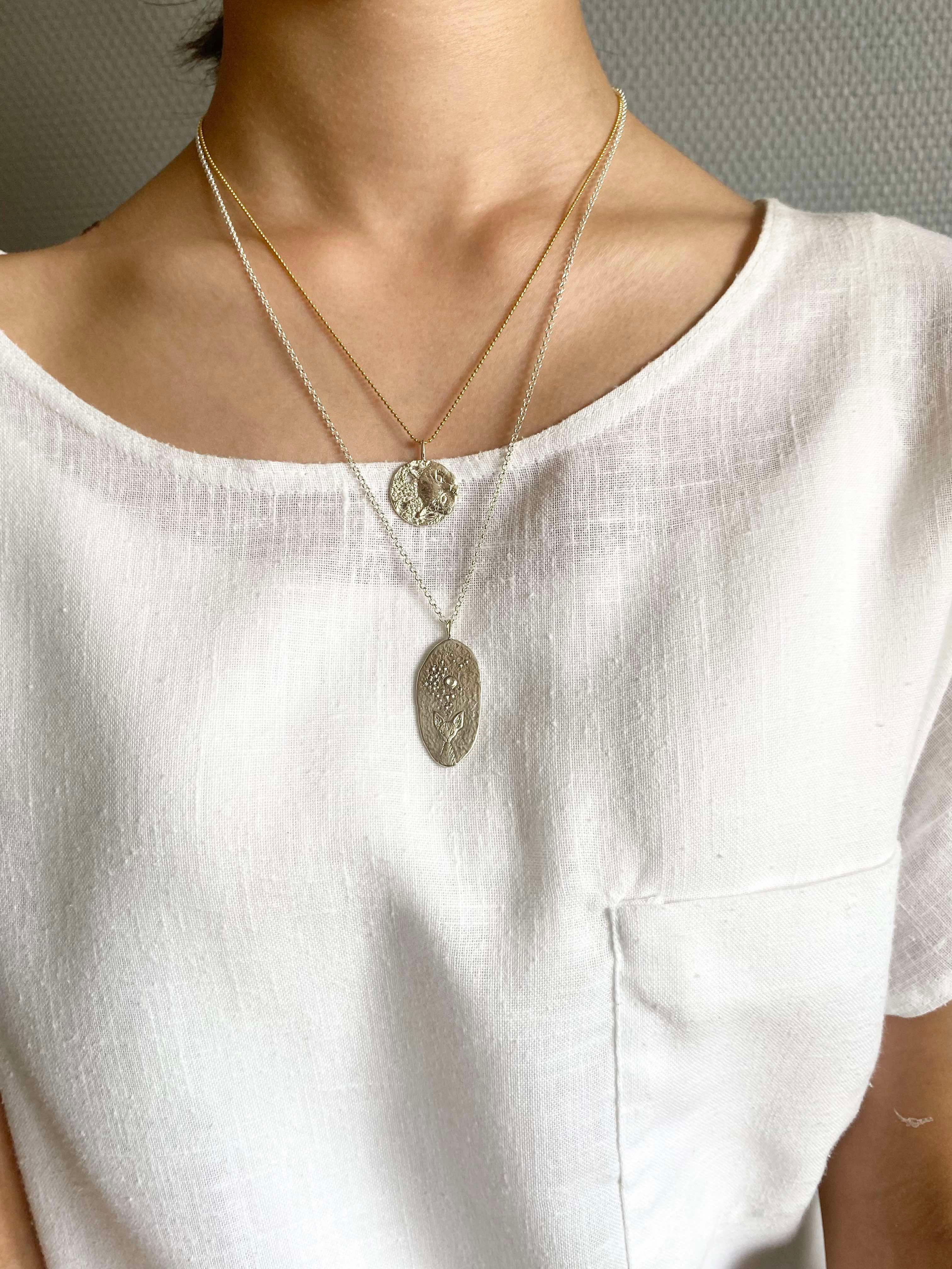 CHAT JIJI & ÉTOILE DU BERGER - Collier Médaille - Gold