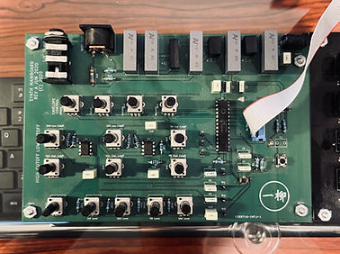 Synthesizer.jpg