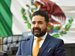 Francisco Sánchez va por reforma para frenar reformas fast track en el Congreso de la Unión