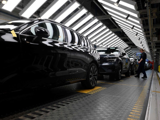 Fabricantes de automóviles presionan al Congreso de EE.UU. para frenar el plan de California contra los autos de gasolina