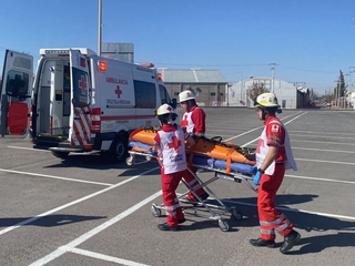 Rescate aéreo salva a senderista en el Cerro Grande