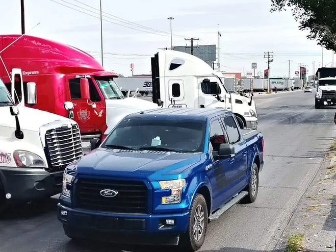 Paro de transportistas pone en crisis carreteras del país; Chihuahua entre los afectados